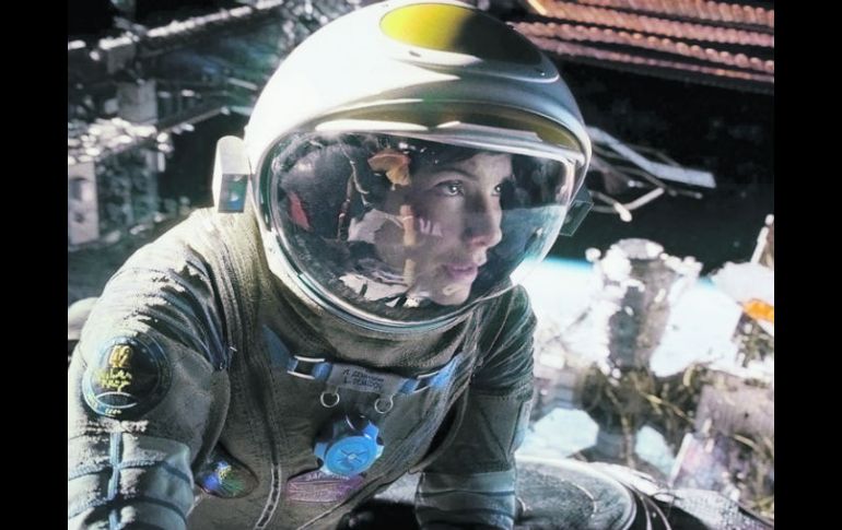 El drama espacial es protagonizado por Sandra Bullock y George  Clooney. ESPECIAL /