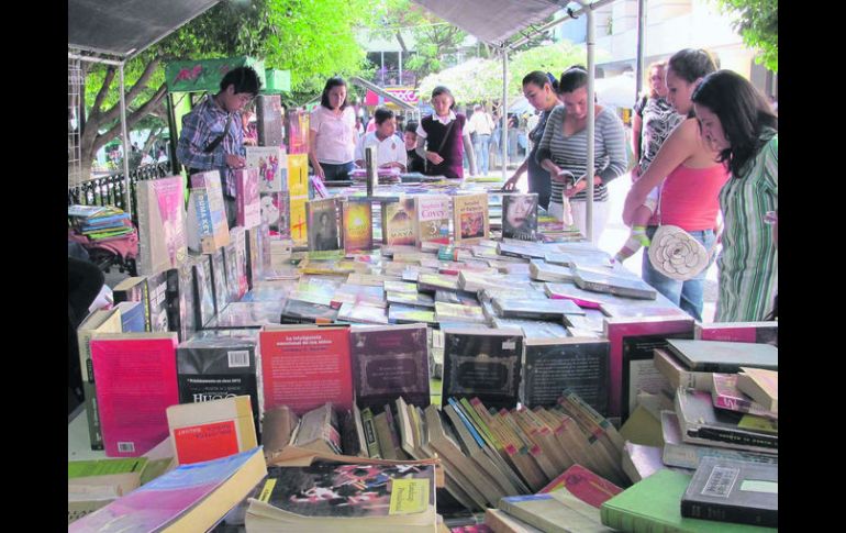 El Callejón del libro se realizará en el Ex Convento del Carmen a partir de las 17:00 horas, la entrada es libre.  /