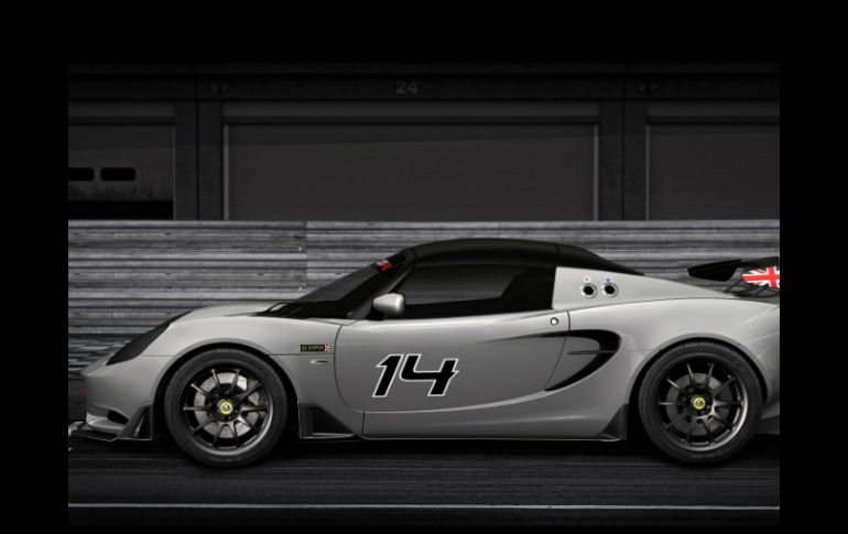 Lotus presenta su nuevo juguete en el Autosport 2014 de Birmingham, Inglaterra. ESPECIAL /
