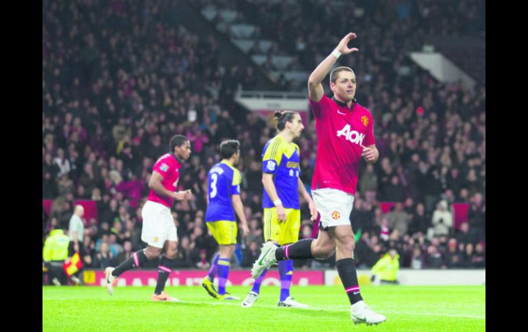 Espera repetir. El delantero tapatío Javier ''Chicharito'' Hernández marcó su primer gol del 2014 ante el Swansea el pasado 5 de enero. AP /