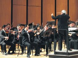 Concierto inaugural. Jueves 16 de enero, 20:30 horas, Centro Cultural CEIBA, ubicado en Avenida Pablo Neruda 3980.  /