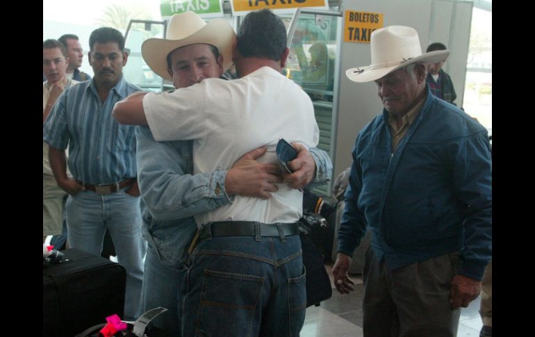 Cerca de 1.4 millones de mexicanos han retornado a México desde Estados Unidos entre 2005 y 2010. ARCHIVO /