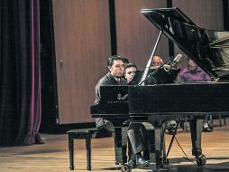 Los pianistas Alejandro Hernández-Valdéz y Grace Cho ofrecieron una velada increíble en el Teatro Degollado.  /