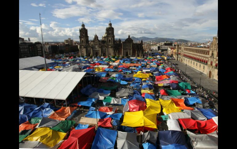 La CNTE fue evacuada del Zócalo el pasado 13 de septiembre con la intervención de la Policía Federal. ARCHIVO /