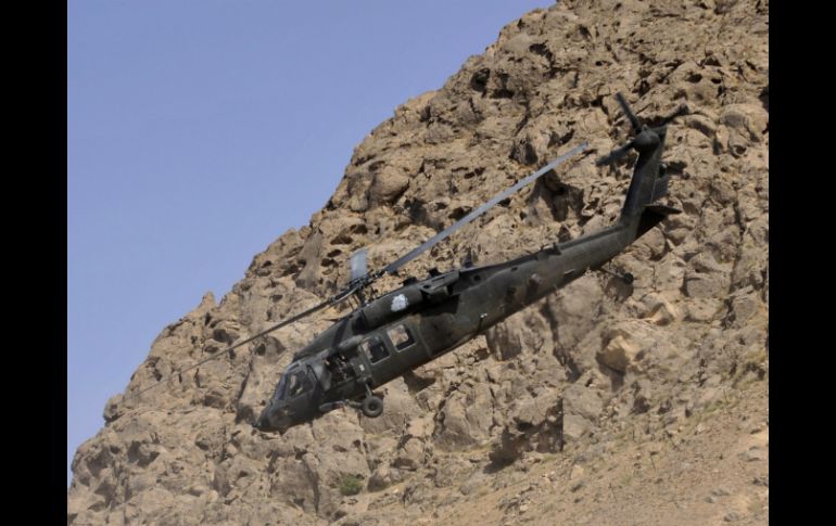 El helicóptero Blackhawk realizaba un vuelo de entrenamiento de rutina sobre un terreno de aviación militar. ARCHIVO /