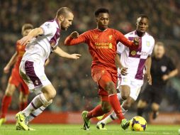 Aston Villa mostró superioridad la mayor parte del encuentro realizado en Anfield. AP /