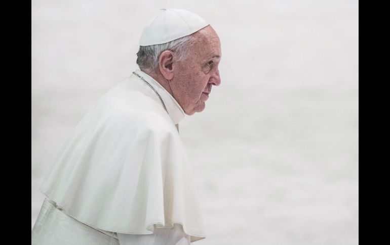 El pontífice invita a pensar en el sufirmiento de migrantes y refugiados. EFE /