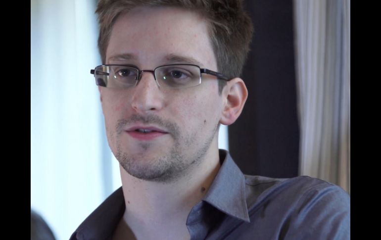 Según un artículo, un funcionario del Pentágono dijo: ''Me encantaría meterle  un balazo en la cabeza'', en referencia a Snowden. ARCHIVO /
