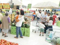 Durante 2013 las cadenas de tiendas asociadas a la ANTAD registraron más de dos mil 100 nuevas aperturas. ARCHIVO /