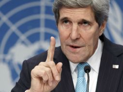 John Kerry resalta que por primera vez en tres años, las partes en conflicto se sentaron en la misma sala. AP /