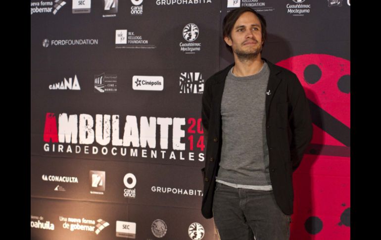 García Bernal invitó a acudir a las salas de cine y las diversas sedes donde se presentará la gira. AP /