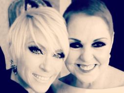 'Sólo puedo decir una vez mas... Mil gracias a todos! @lupitadalessio' escribe Yuri en Twitter‏ tras el concierto Foto: @OficialYuri ESPECIAL /