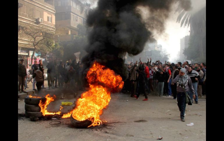 Aspectos de la manifestación entre simpatizantes del gobierno y opositores. EFE /