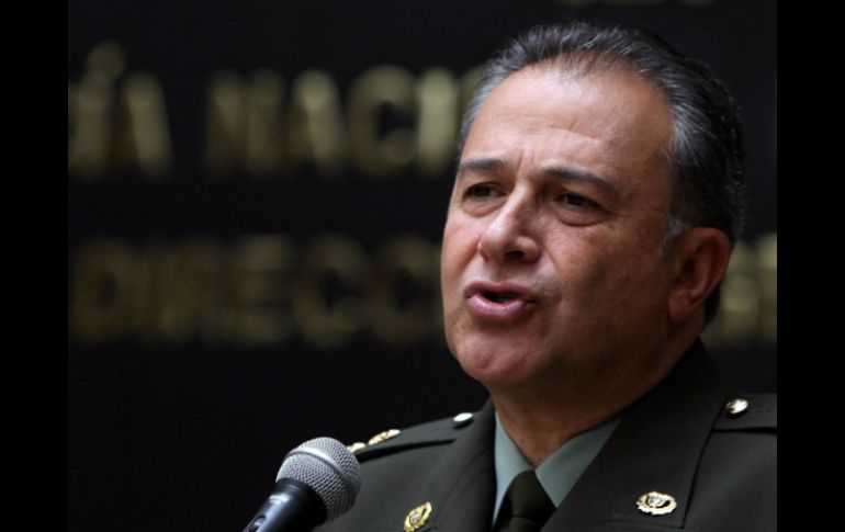 El dirigente del PRD señala que es necesario conocer el desempeño de Óscar Naranjo como asesor en materia de seguridad. ARCHIVO /