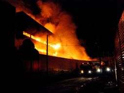 En el sitio laboraron personal de bomberos, protección civil, Secretaría de Seguridad Pública (SSP-DF). ARCHIVO /