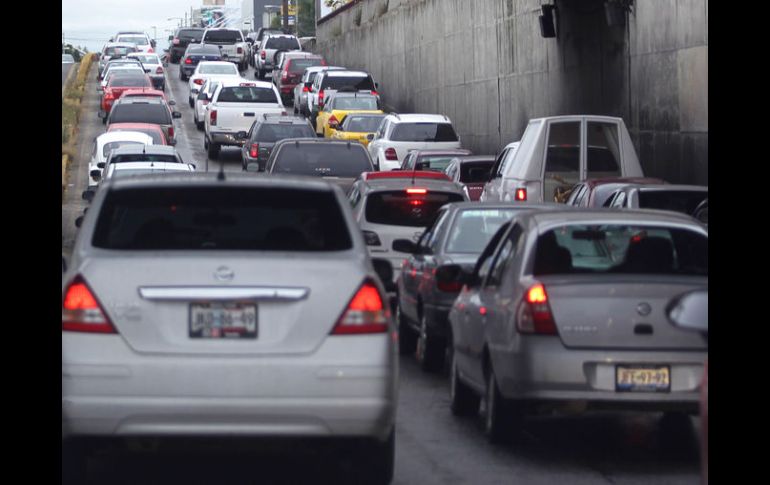 López Mateos. En horas pico se circula a vuelta de rueda por los túneles.  /