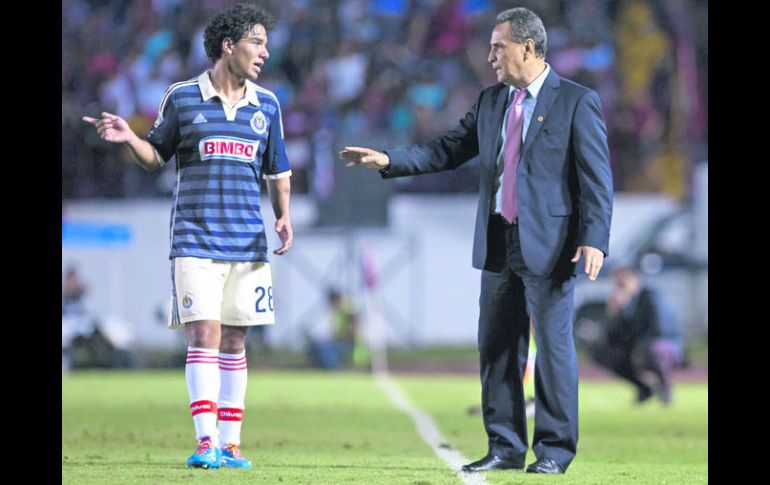 Buscando más proyección al frente, Real mandó a la cancha de Cancún a Giovani Hernández Neri, pero Chivas tuvo menos disparos al arco. MEXSPORT /