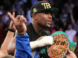 Floyd 'Money' Mayweather se caracteriza por un estilo defensivo en el ring. ARCHIVO /