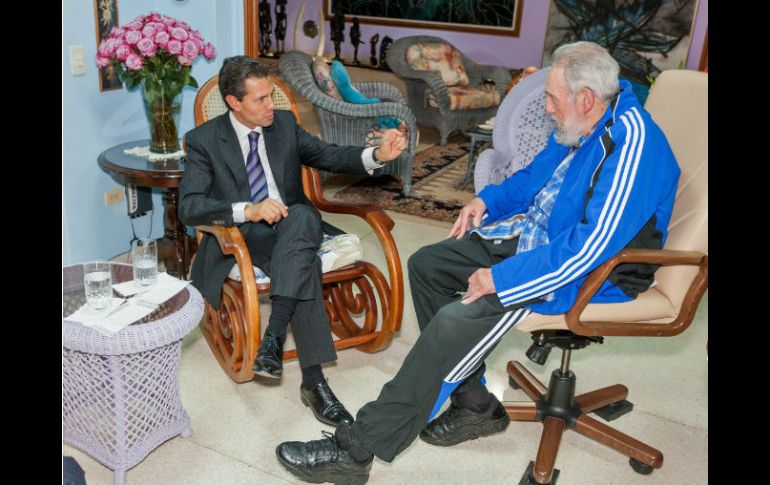 Al igual que otros mandatarios asistentes a la cumbre de la CELAC; EPN fue recibido por Fidel Castro durante su estancia en La Habana. AFP /