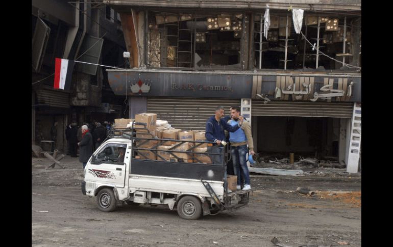 Treinta y tres de las víctimas murieron en el barrio de Tarik al Bab, en el este de Alepo. EFE /