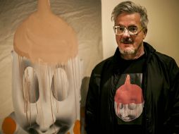 El arte de Mark Mothersbaugh también abarca la música, disciplina donde alcanzó la fama en los ochentas con el grupo Devo.  /