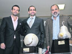 La ''Pelota de Tenis'' y el ''Guaje'', los reconocimientos para los campeones del Abierto Mexicano de Tenis. STRAFFON IMAGES  /