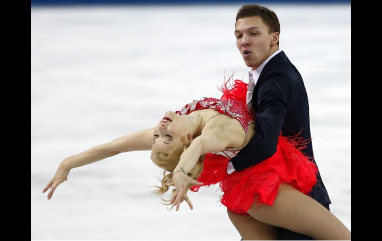 El dúo ruso Ekaterina Bobrova-Dmitri Soloviev competirán en la modalidad de danza artística, en la que dejarían ganar a EU. EFE /