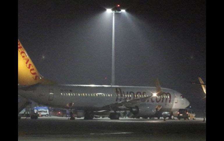 Un avión turco tuvo que aterrizar de emergencia el pasado viernes ante la 'amenaza terrorista' de uno de sus pasajeros. ARCHIVO /