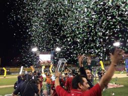 Celebran triunfo de Naranjeros. Tomada de @TamoTeran  /