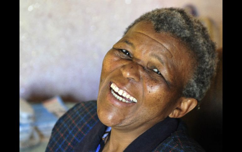 Onica Mothoa, una de las presuntas hijas de Mandela, se ha sometido a una prueba de ADN con la esperanza de demostrarlo. AP /