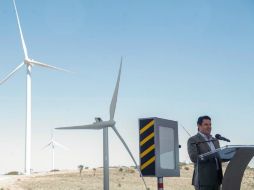 El parque cuenta con 28 aerogeneradores que producirán energía eléctrica renovable. ESPECIAL /