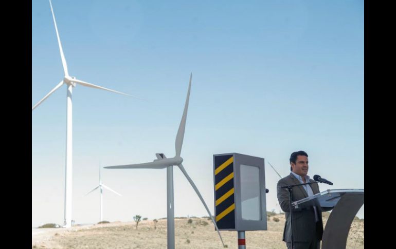 El parque cuenta con 28 aerogeneradores que producirán energía eléctrica renovable. ESPECIAL /