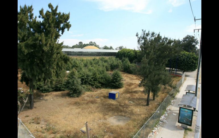 Desde hace más de cinco años el Planetario Severo Díaz Galindo luce abandonado. ARCHIVO /