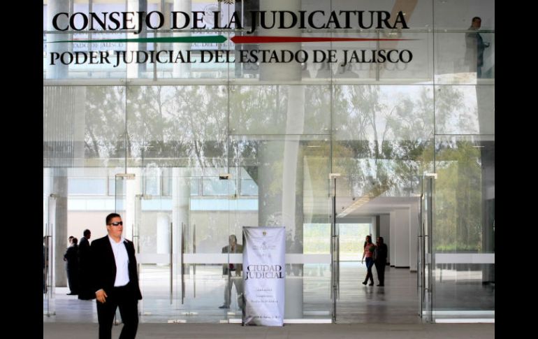 El Consejo de la Judicatura refiere que en la protesta participaron 50 trabajadores. ARCHIVO /