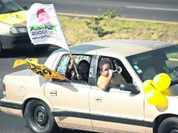 Los perredistas hacen una de sus últimas luchas para revertir la aprobación de la reforma energética.  /