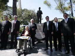 El alcalde estuvo presente en el homenaje al ingeniero Matute Remus.  /