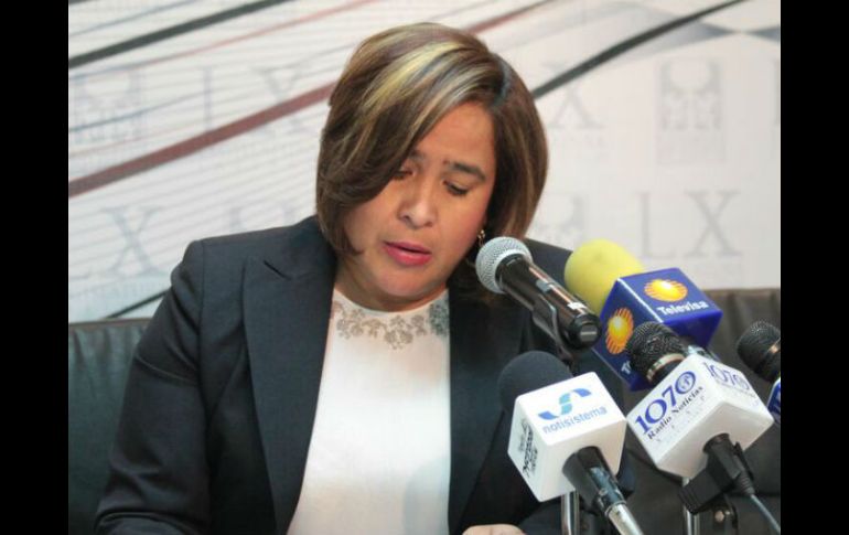 Bertha Yolanda Rodríguez durante rueda de prensa. Imagen de @LegislativoJal. ESPECIAL /