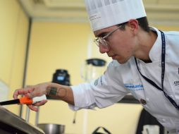 Salvador Carillo, demostrará su ingenio culinario para titularse como el mejor cocinero del país.  /