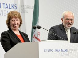 La jefa de la diplomacia europea, Catherine Ashton y el ministro iraní de Asuntos Exteriores, Mohammad Javad Zarif. EFE /