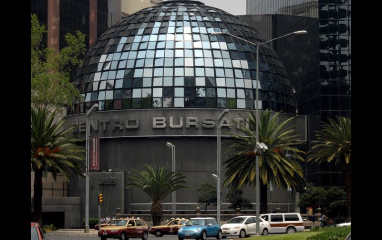 La Bolsa Mexicana de Valores (BMV) pierde 0.39 por ciento, en línea con los indicadores bursátiles de Wall Street. ARCHIVO /