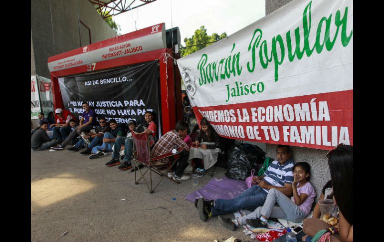 Los manifestantes llegaron desde las 9:00 horas de hoy jueves.  /