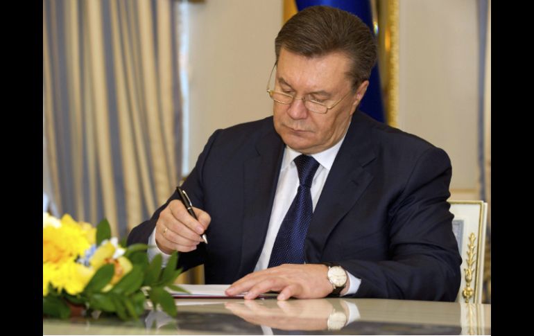 El acuerdo fue alcanzado tras la muerte de cerca de 80 personas desde el martes en la capital ucraniana EFE /
