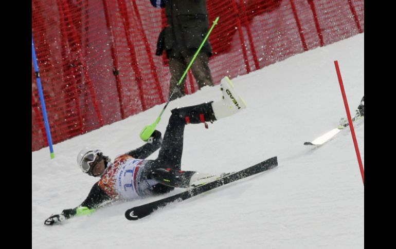 Hubertus von Hohenlohe, al momento de su caída en su prueba de descenso en esquí alpino. AP /