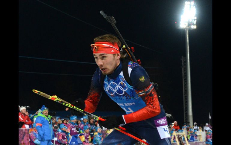 La medalla de oro en biatlón le dio a Rusia la ventaja en el medallero. AFP /