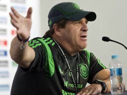 Herrera dice que no se tentará el corazón a la hora de hacer la lista rumbo a Brasil 2014. EFE /