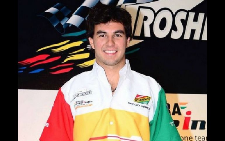 El mexicano se ha llevado la primera jornada de los últimos test rumbo al Mundial 2014 de F1. ARCHIVO /