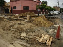 Imagen de las obras en la calle Porres Barranda y Gigantes. ARCHIVO /