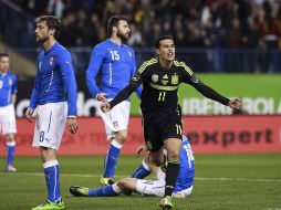 Pedro festeja luego de anotar el gol con el que España vence a Italia. EFE /