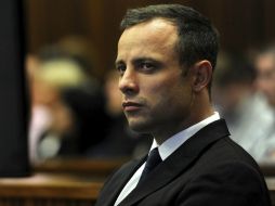 Pistorius sostiene que la mató por accidente, al confundirla con un intruso. EFE /