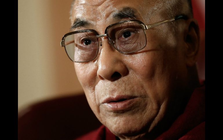 El Dalai Lama señala que la persecución hacia ellos no está bien porque es una violación a sus derechos. ARCHIVO /